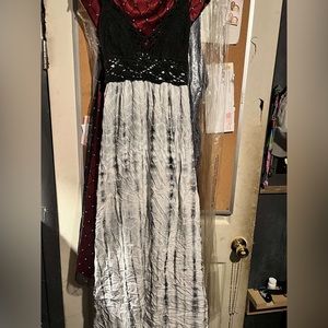 Black and white tie dye dress , small,